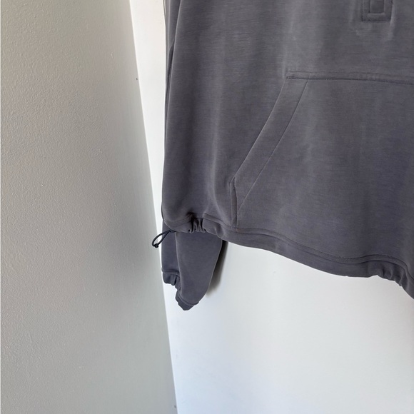 Lululemon Softstreme Half Zip in Solar Grey - Picture 9 of 14